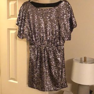 Super cute sequin dress!!! Perfect for event!!